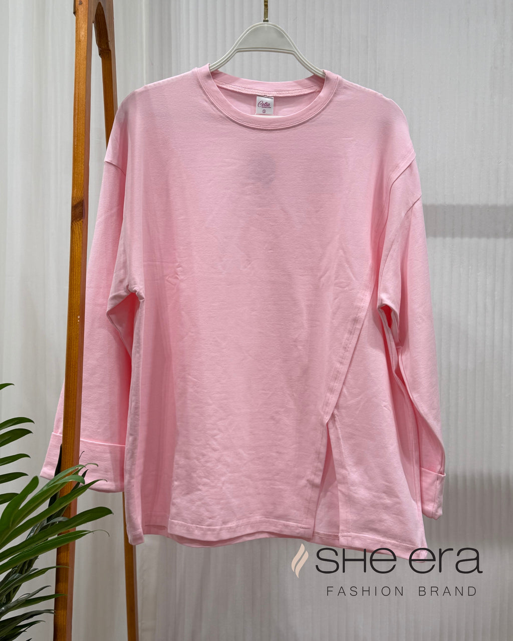 Aura T-Shirt