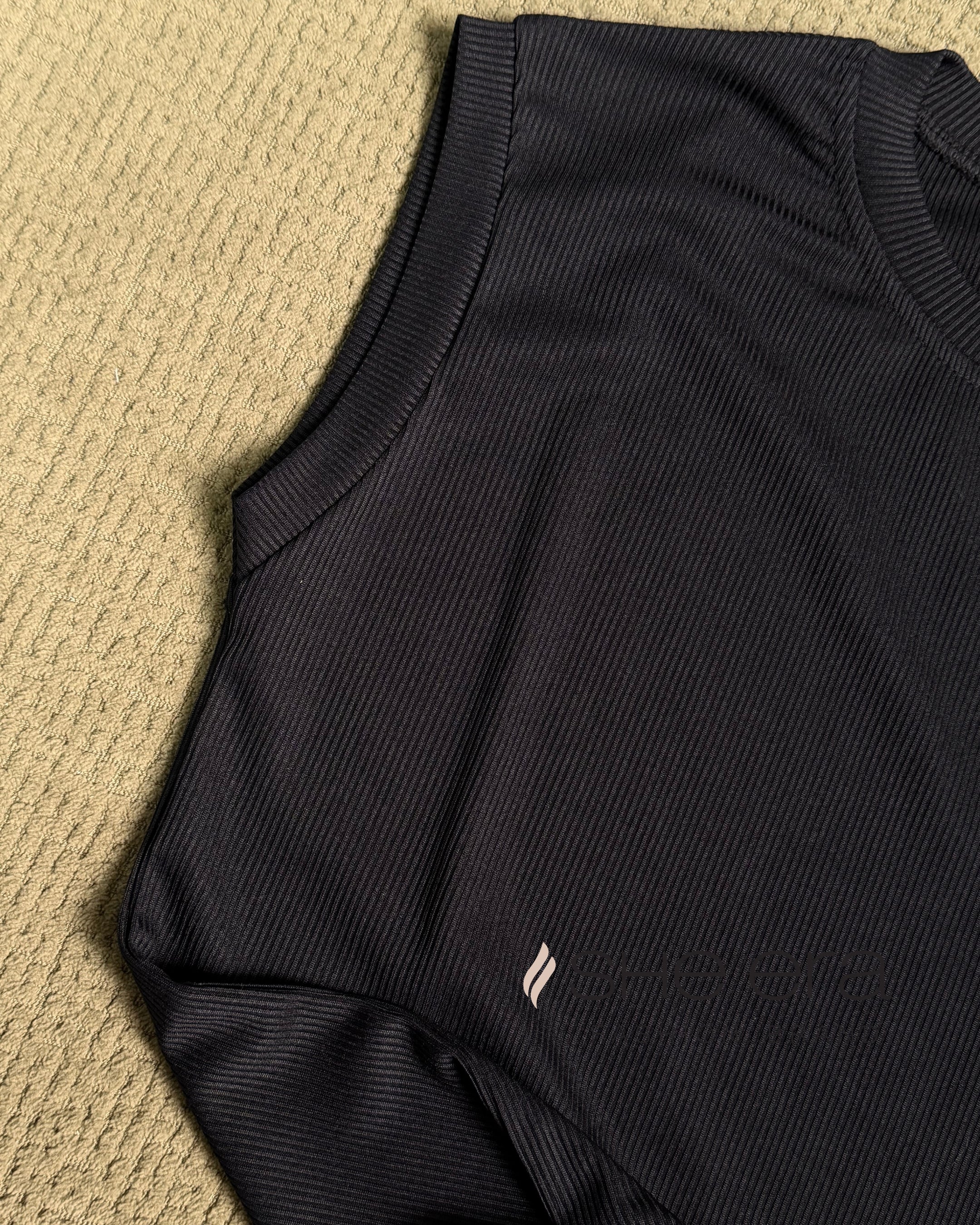 Tank Top (Sleeveless)