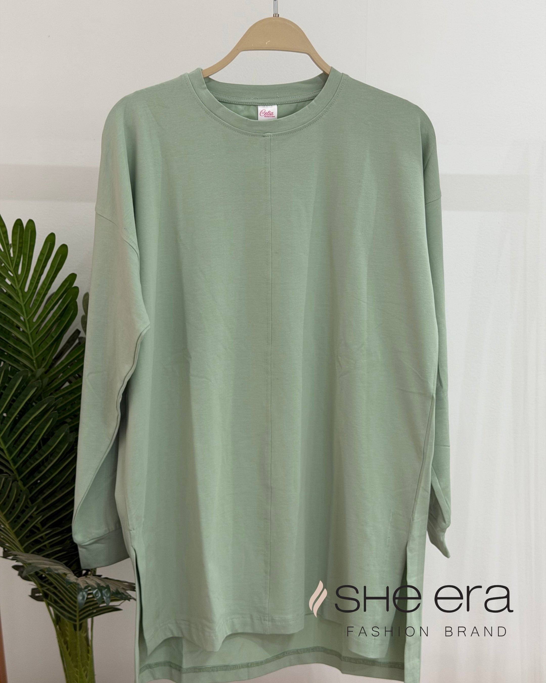 Line T-Shirt